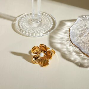 Klir  ins fashion classic jewelry 18K gold flower pearl ring