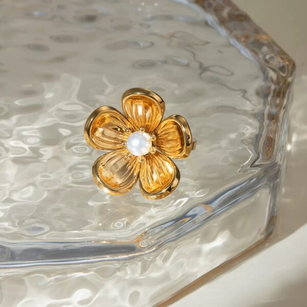 Klir  ins fashion classic jewelry 18K gold flower pearl ring - Image 4