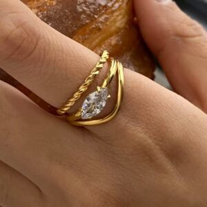 Klir zircon waterproof rings with diamond