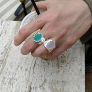 Klir green and pink crystal rings Korean style