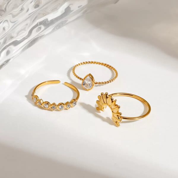 Klir office wearing zircon rings sets ins luxe jewelry - Image 3