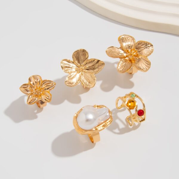 Klir US popular ins pearl fashion rings vintage flower - Image 4